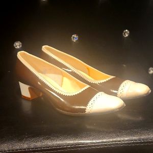 Vintage 1950's Deliso patten leather brown and white woman's heels.
